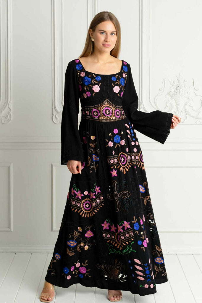 Enchantress Lace Maxi