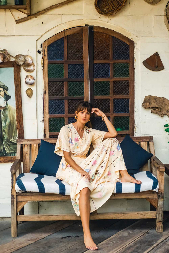 Hummingbird Panel Dress (Vanilla)