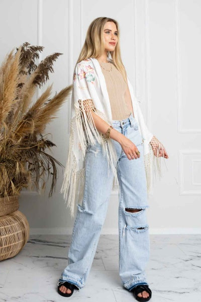Wanderland Shawl (Ivory)
